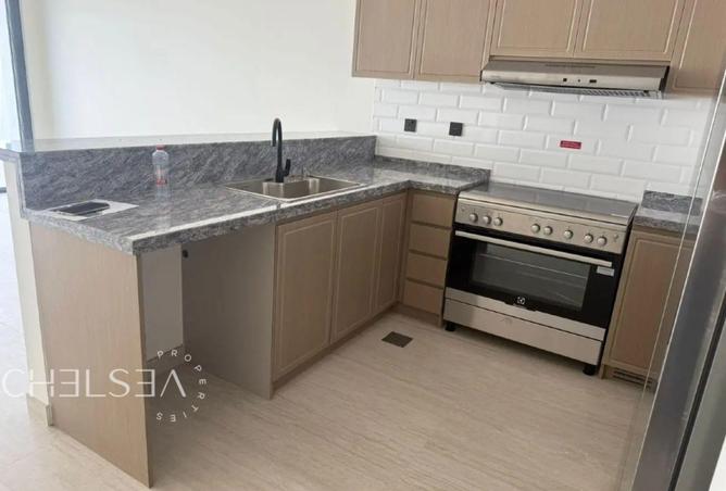 87048935 - Property Image 3