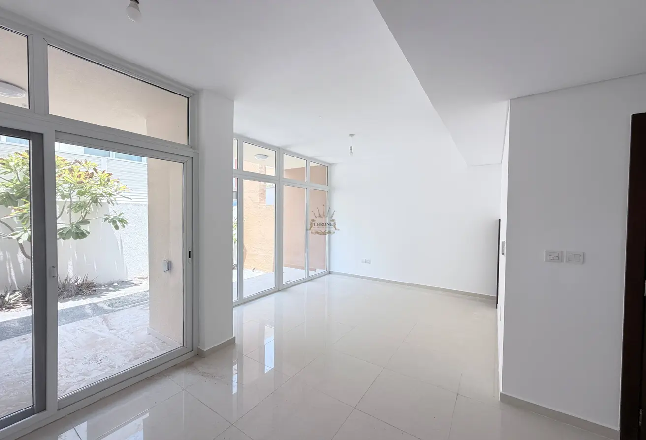 136569347 - Property Main Image