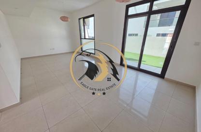 Townhouse - 3 - 4 for sale in Nasma Residence - Al Tai - Sharjah