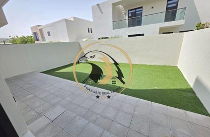 Townhouse - 3 - 4 for sale in Nasma Residence - Al Tai - Sharjah