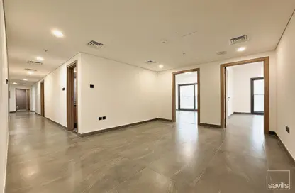 Apartment - 3 Bedrooms - 4 Bathrooms for rent in Riviera Tower - Al Khan Corniche - Al Khan - Sharjah