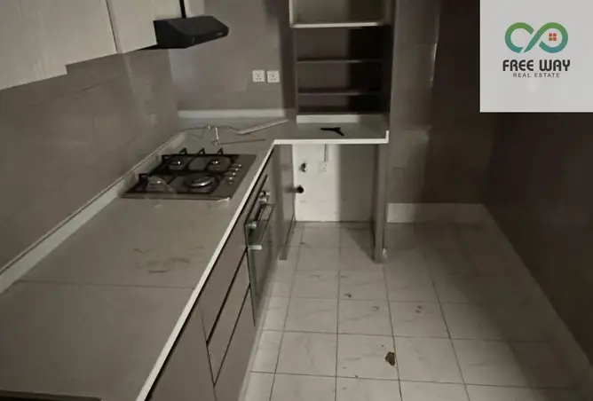 164601398 - Property Image 3