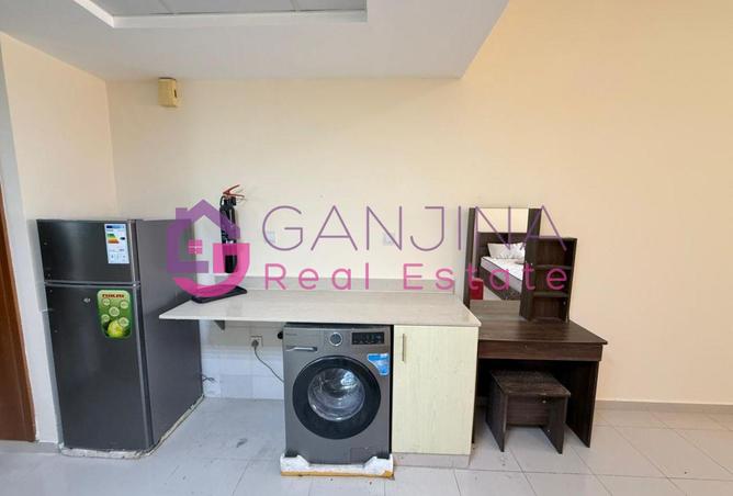 83212667 - Property Image 3