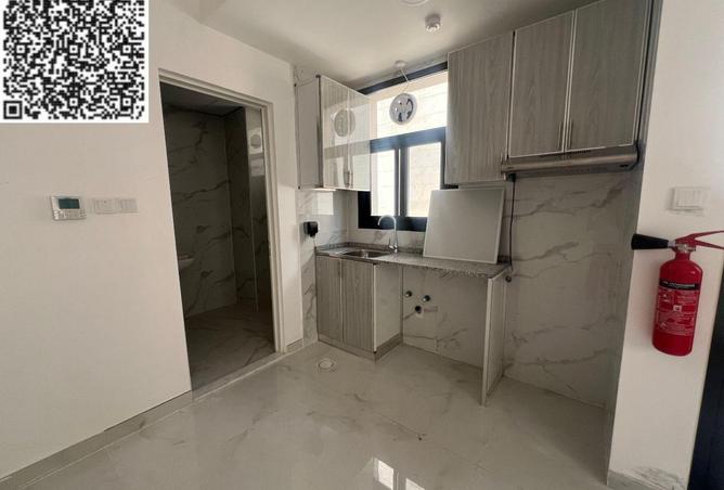 74623717 - Property Image 3