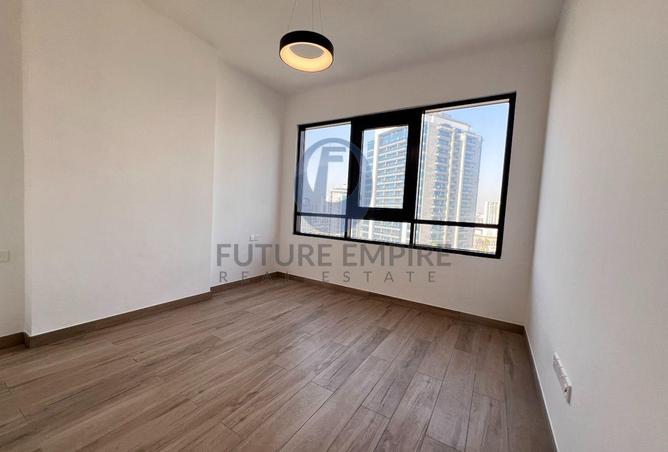 128385789 - Property Image 2