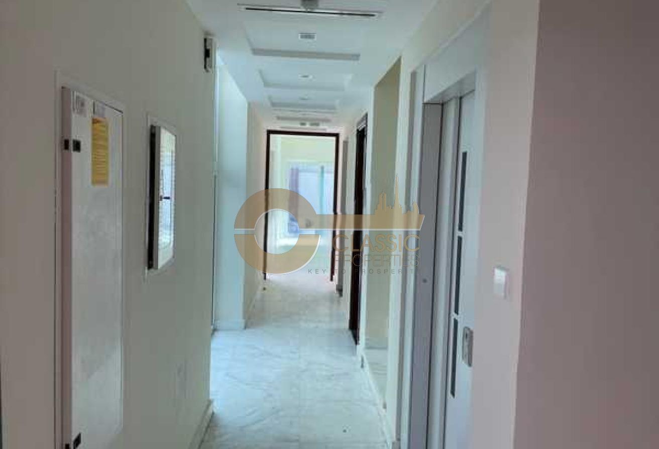 HOT OFFER | FAMILY LIVING | SPACIOUS VILLA photo 7