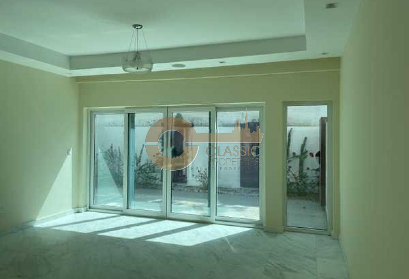 HOT OFFER | FAMILY LIVING | SPACIOUS VILLA photo 2
