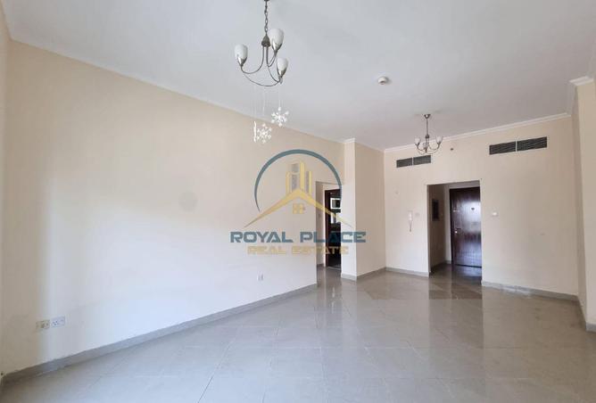135603415 - Property Image 2