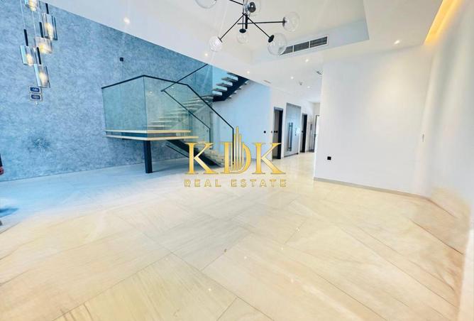 94015603 - Property Main Image
