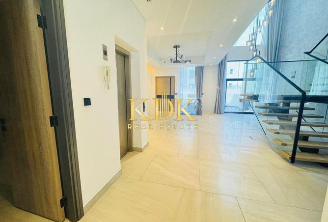 94015603 - Property Image 3