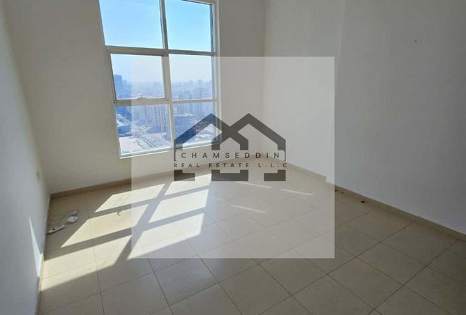 102412100 - Property Image 3
