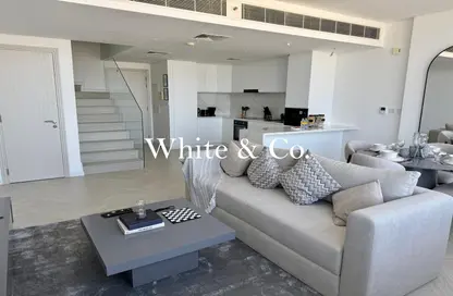 Apartment - 1 Bedroom - 2 Bathrooms for sale in Sky Gardens - DIFC - Dubai
