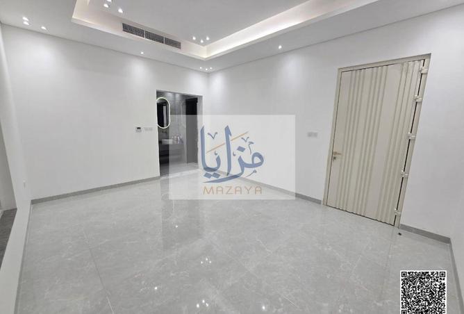 121112684 - Property Image 3