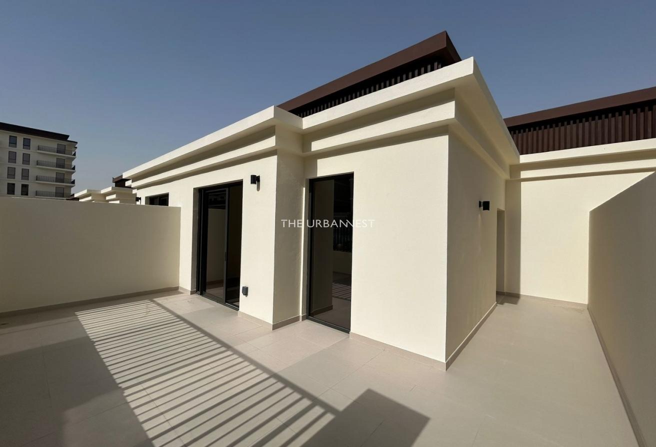 Immaculate 3BR + maids Duplex | Garden & Pool Access photo 20