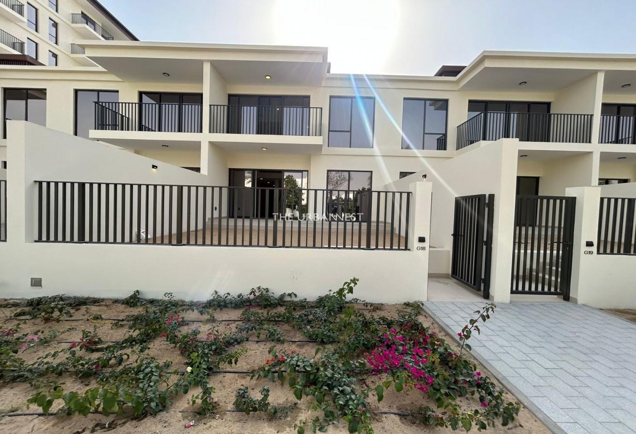 Immaculate 3BR + maids Duplex | Garden & Pool Access photo 2