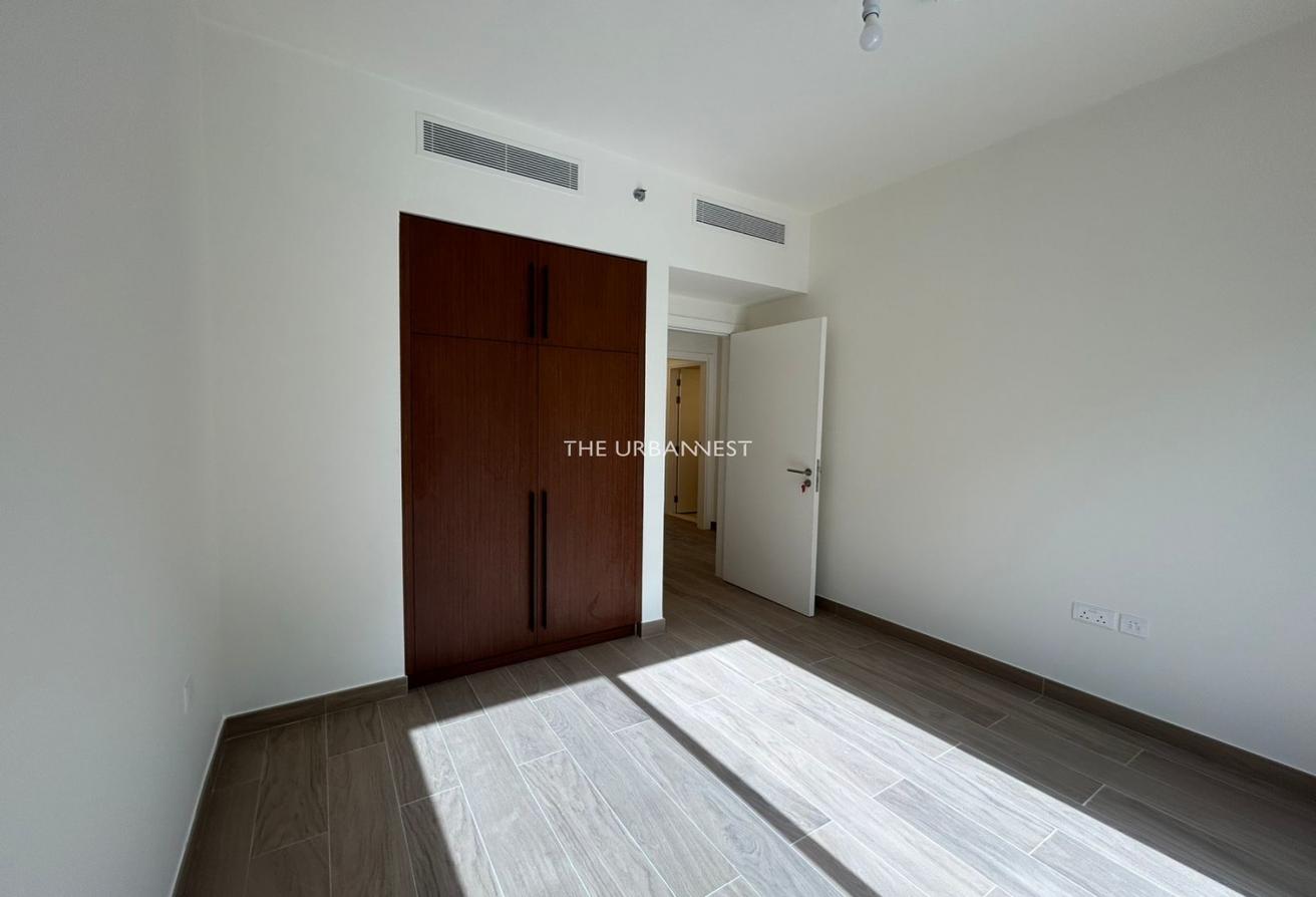 Immaculate 3BR + maids Duplex | Garden & Pool Access photo 8