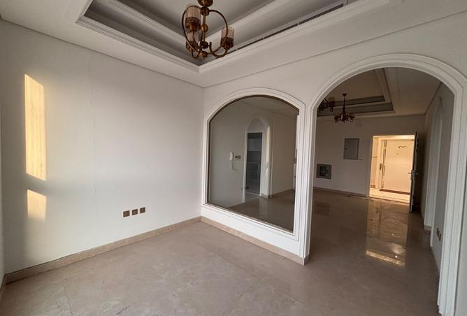 142423935 - Property Image 3