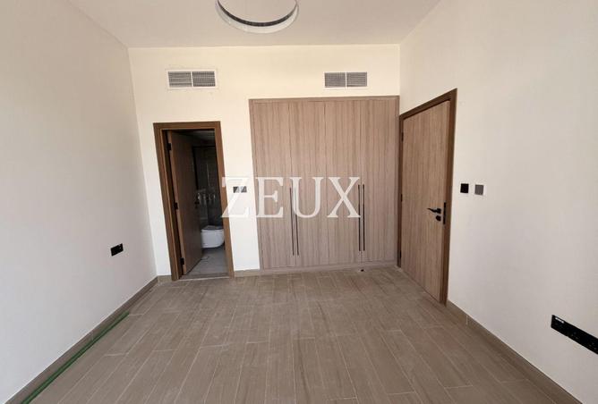 94008650 - Property Image 2