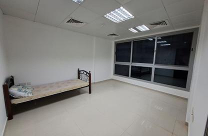 Office Space - Studio - 1 for rent in Shabiya 9 - Shabiya - Mussafah - Abu Dhabi