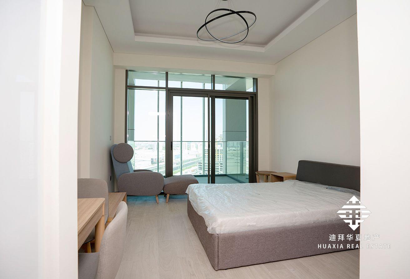 Fully Furnished |Vacant| Pool View photo 5