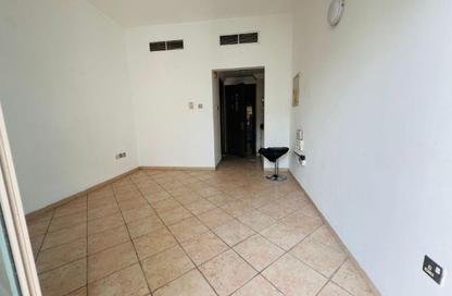 Apartment - Studio - 1 Bathroom for rent in Ayal Nasir - Al Ras - Deira - Dubai