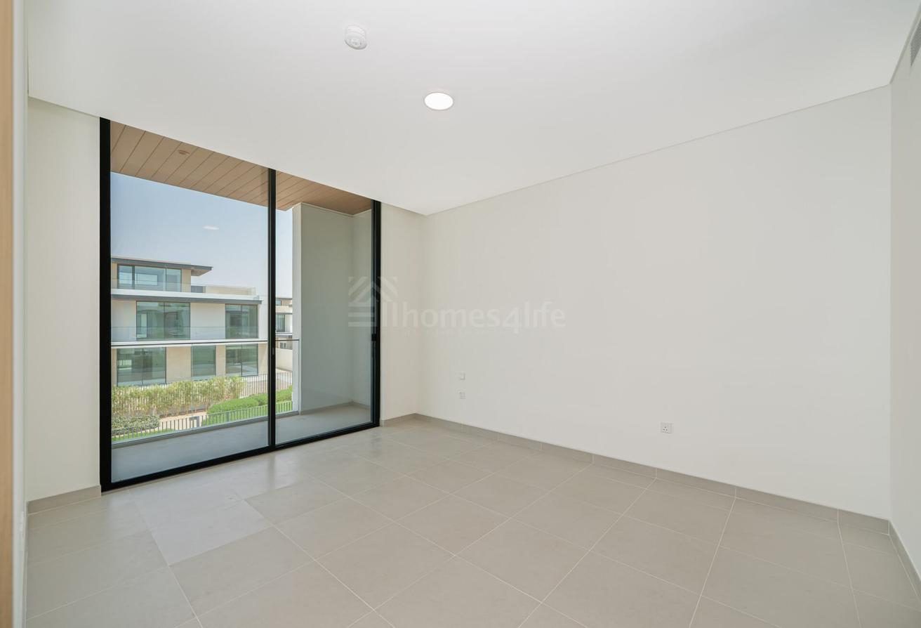 Brand New I Ready to Move I Great location photo 15