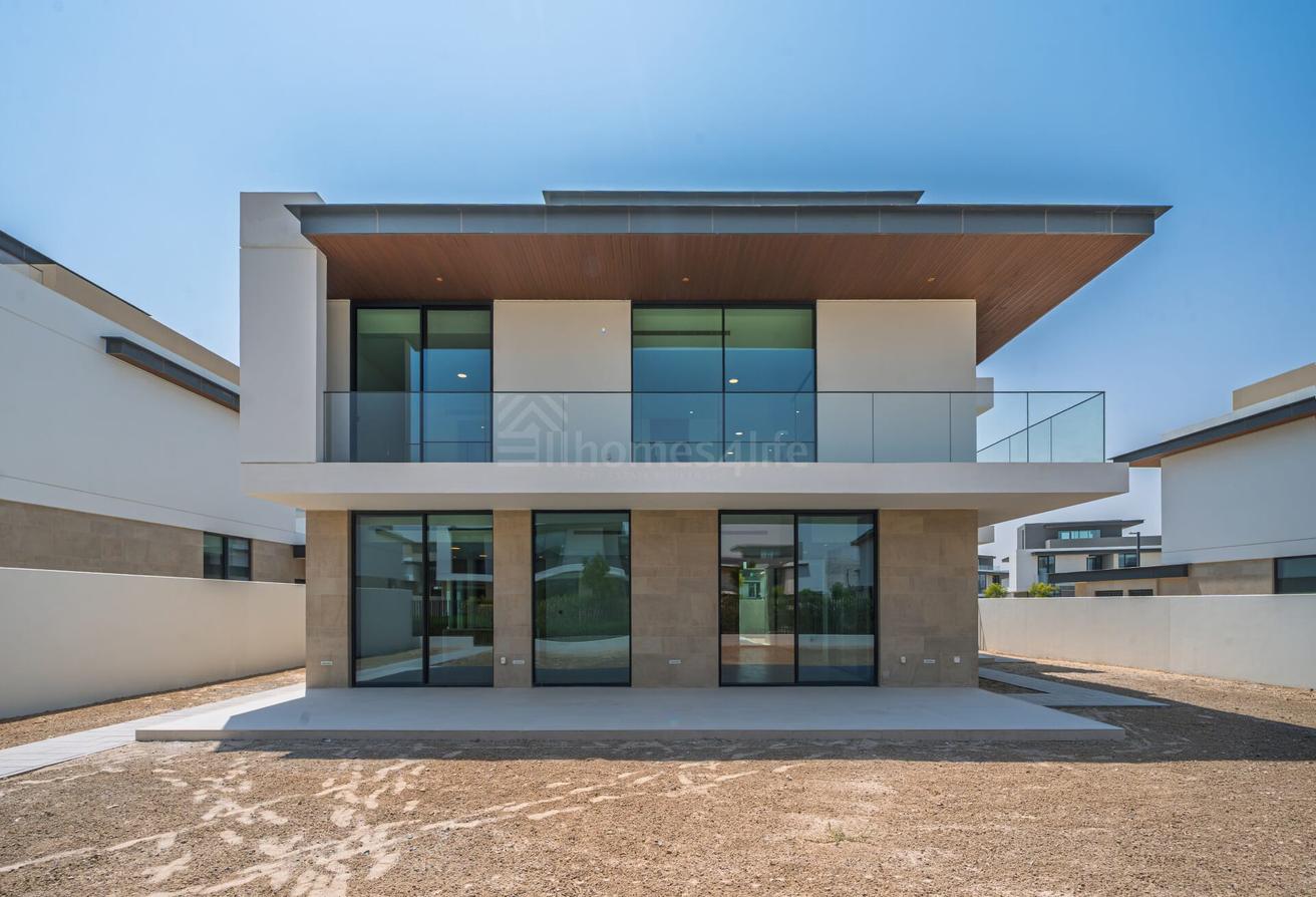 Brand New I Ready to Move I Great location