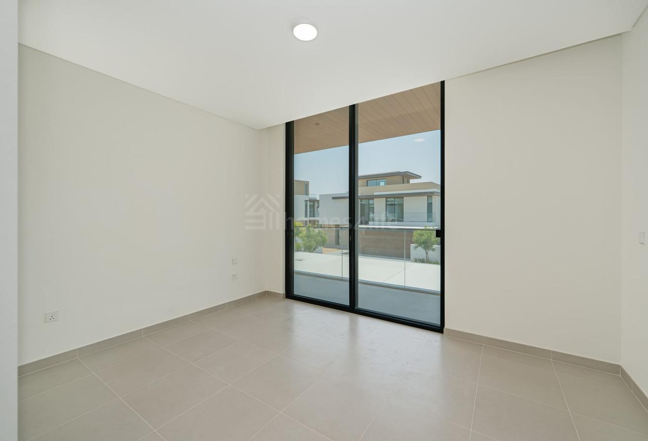 Brand New I Ready to Move I Great location photo 22