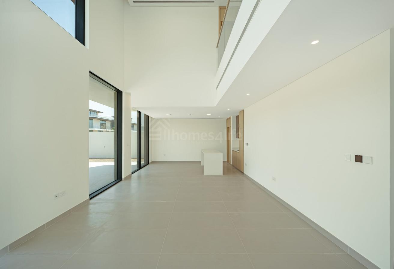 Brand New I Ready to Move I Great location photo 8