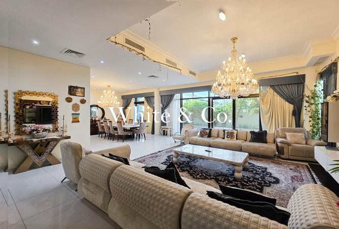 73849894 - Property Image 2