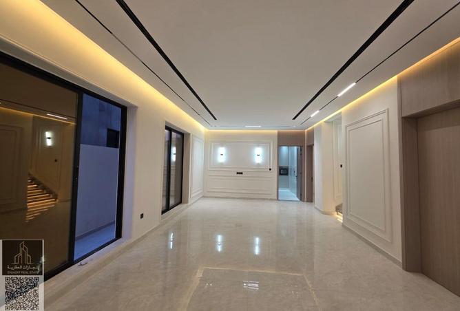 56148820 - Property Image 2