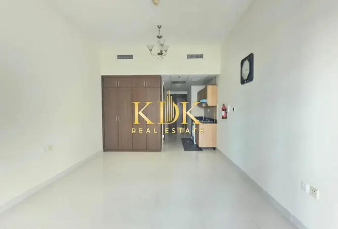 151902556 - Property Image 2