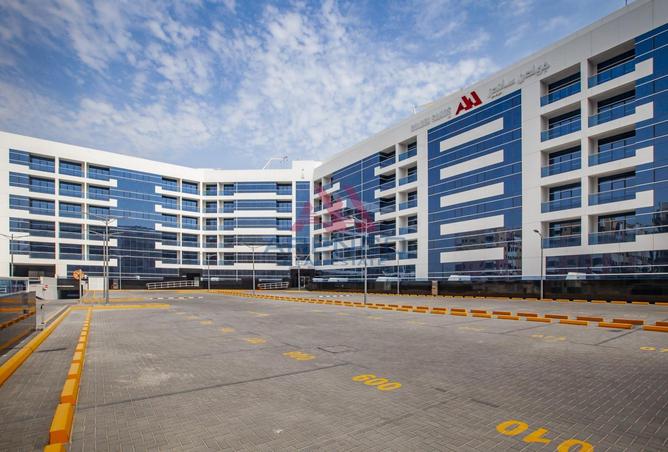 شقة فسيحة بغرفة نوم واحدة | مباشرة من المالك | منطقة ممتازة