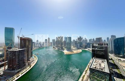 Apartment - 1 - 2 for sale in Damac Maison Prive A - Damac Maison Prive - Business Bay - Dubai