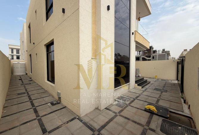 16002164 - صورة العقار 3