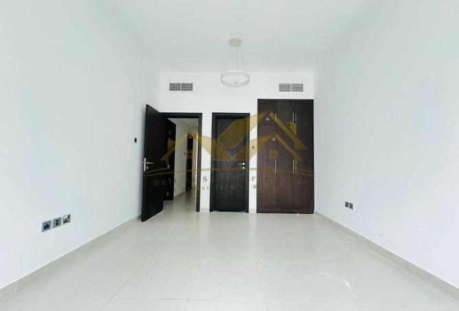 2OoyrLLXu52 - Property Main Image