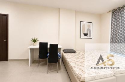 Apartment - Studio - 1 Bathroom for rent in Al Souk Al Kabeer - Bur Dubai - Dubai Apartment - Studio - 1 Bathroom for rent in Al Souk Al Kabeer - Bur Dubai - Dubai