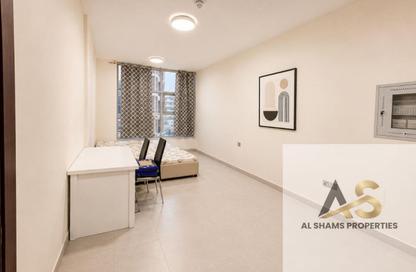 Apartment - Studio - 1 Bathroom for rent in Al Souk Al Kabeer - Bur Dubai - Dubai