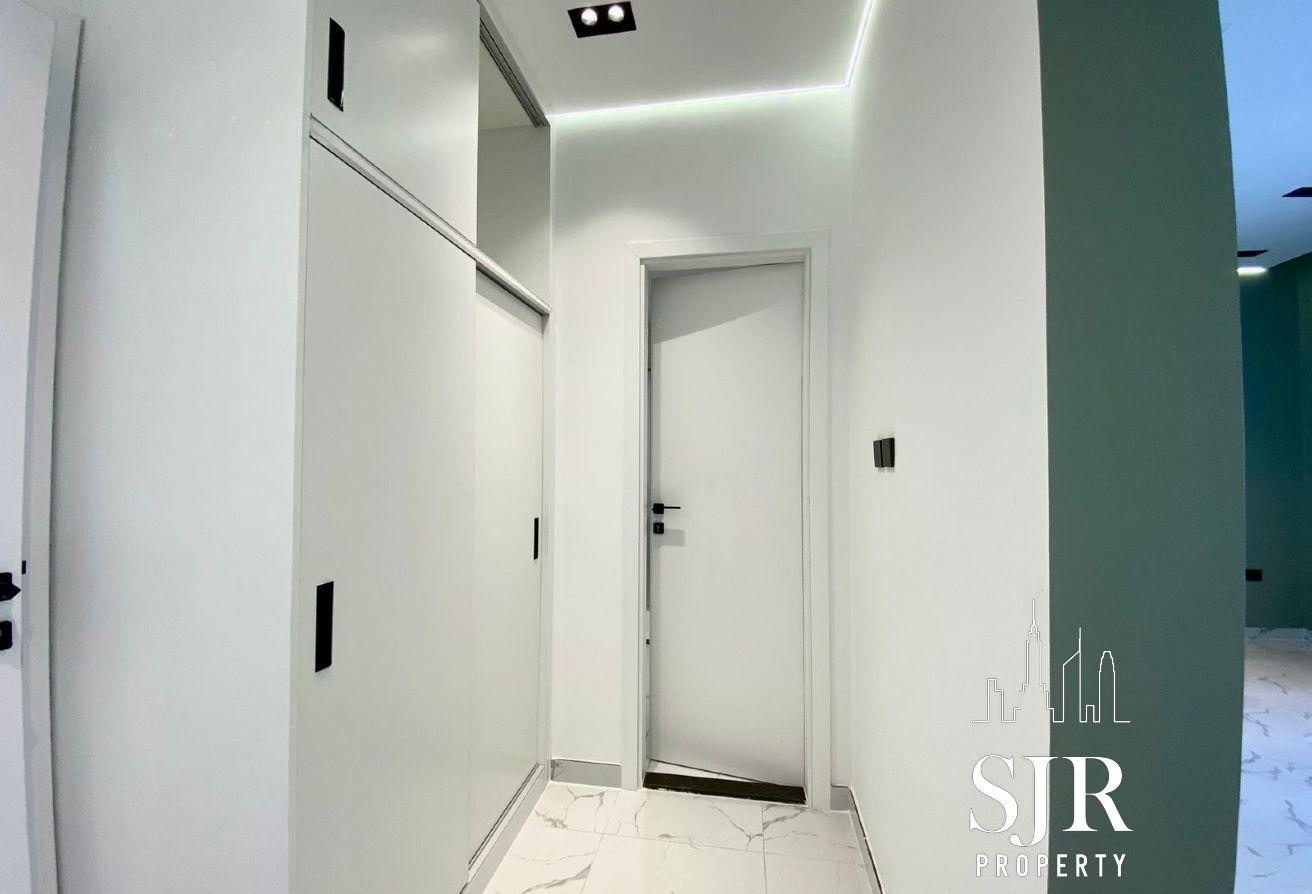 Luxury 6bed | Private Pool | Available Now photo 9