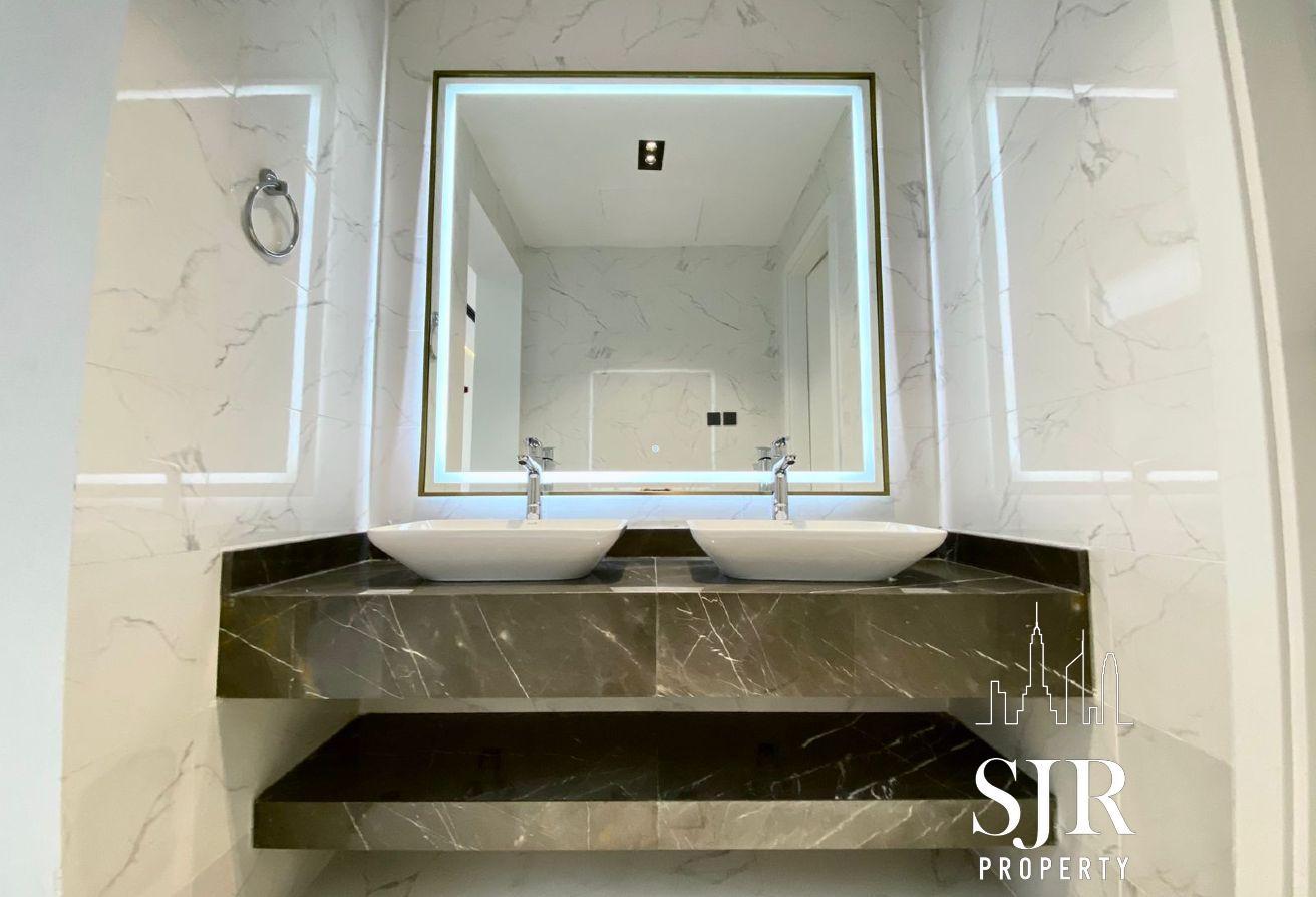 Luxury 6bed | Private Pool | Available Now photo 14