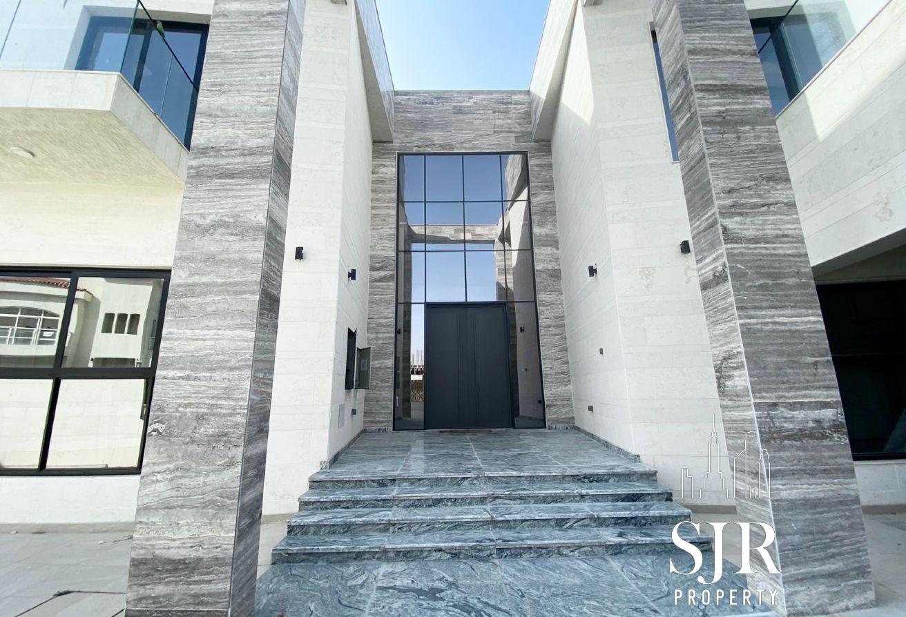 Luxury 6bed | Private Pool | Available Now photo 2