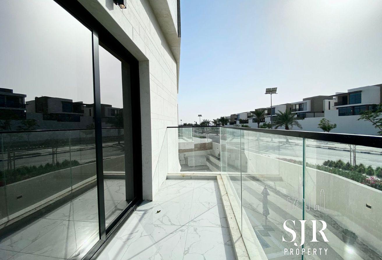 Luxury 6bed | Private Pool | Available Now photo 6