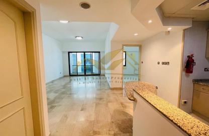 Apartment - 1 Bedroom - 2 Bathrooms for rent in Sheikh Zayed Road - Dubai