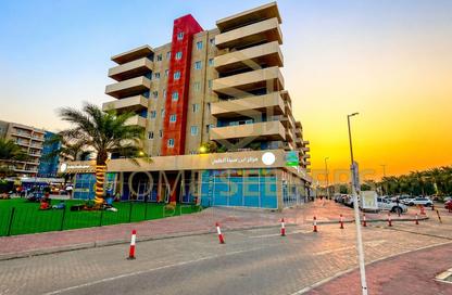 Apartment - 3 Bedrooms - 4 Bathrooms for sale in Tower 24 - Al Reef Downtown - Al Reef - Abu Dhabi Apartment - 3 Bedrooms - 4 Bathrooms for sale in Tower 24 - Al Reef Downtown - Al Reef - Abu Dhabi