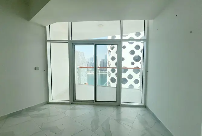 104682472 - Property Image 2