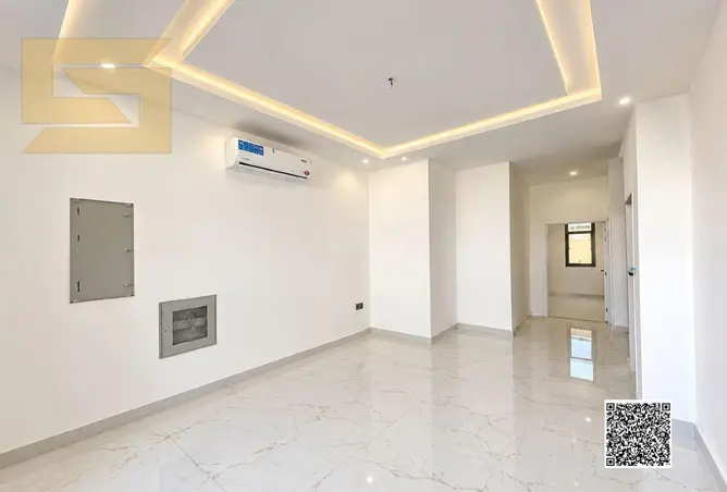 161858020 - Property Image 3