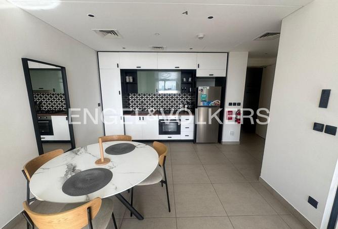 73111875 - Property Image 2