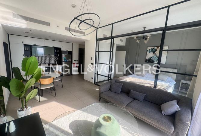 73111875 - Property Main Image