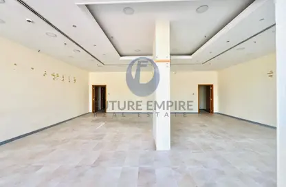 Retail - Studio - 1 Bathroom for rent in Al Garhoud - Dubai