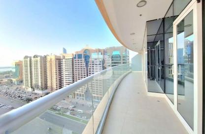 Apartment - 3 - 4 for rent in United Square - Al Khalidiya - Abu Dhabi